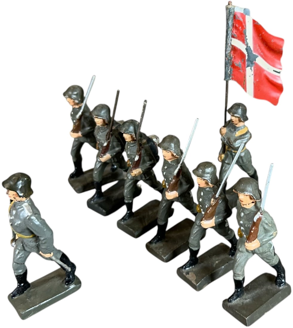 LINEOL DANISH SOLDIERS (1 of 7)