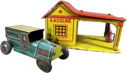 DISTLER AUTOMOTIVE GAS STATION PENNY TOY
