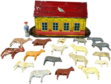 LARGE NOAHS ARK BISCUIT TIN PENNY TOY