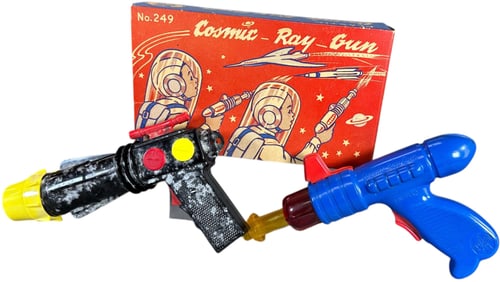 RANGER COSMIC RAY GUN W/ BUCK ROGERS GUN