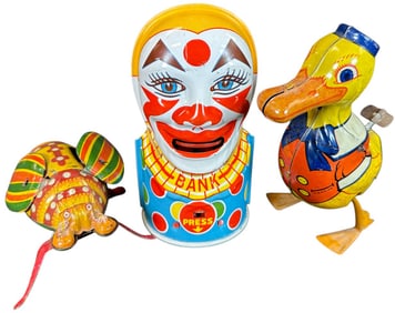 ASSORTED WIND-UP TIN TOYS