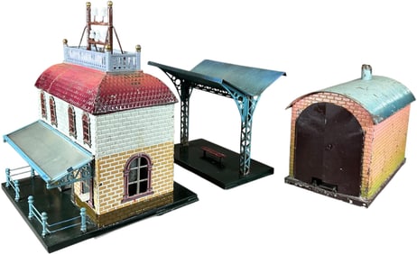 BING STATION W/ CANOPY & ENGINE SHED