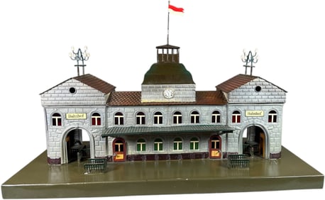MARKLIN NO.2021 PASSENGER STATION