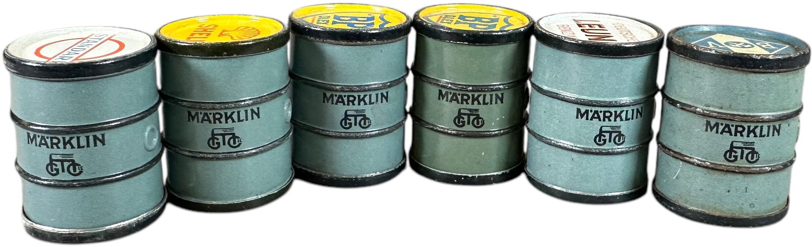 MARKLIN ADVERTISING OIL BARRELS (1 of 4)