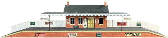 WOODEN BASSETT LOWKE COUNTRY STATION