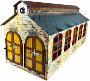 LARGE MARKLIN ENGINE SHED