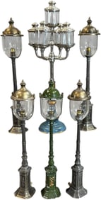 CONTEMPORARY MARKLIN-STYLE LAMP W/ STREETLIGHTS