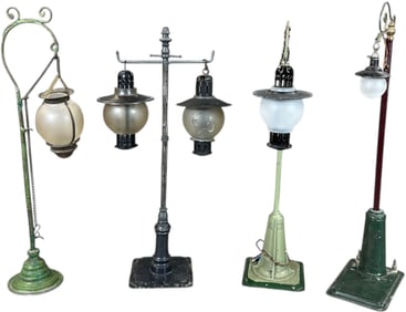 FOUR EUROPEAN HANGING LAMPS