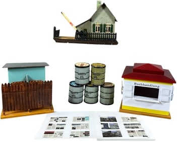 MARKLIN OIL BARRELS & RAILROAD BUILDINGS