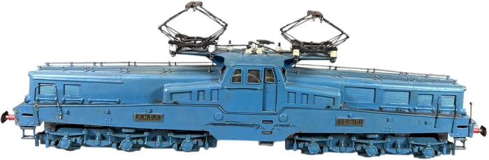 RARE FRENCH KM 108 LE KILOMETRE LOCOMOTIVE