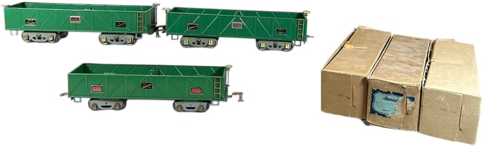 THREE VARIATIONS OF AMERICAN FLYER SAND CARS
