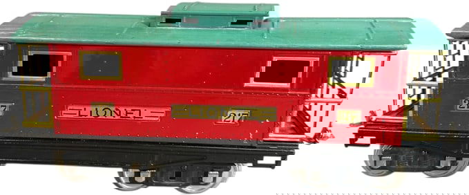 PREWAR LIONEL 217 CABOOSE W/ PEACOCK ROOF