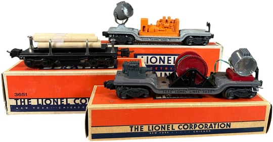 BOXED POSTWAR LIONEL FREIGHT CARS