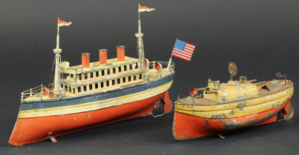 FLEISCHMANN GUNBOAT AND CARETTE OCEAN LINER: Germany, hand painted tin, liner has three funnels, observation deck, railed stern and bow, two vents, two story passenger's cabin, both clockwork driven, guns protrude from upper deck cabin on gun bo