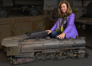 IMPRESSIVE 4-8-4 ELECTRIC LOCOMOTIVE