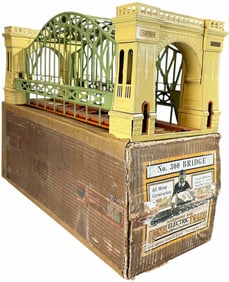 BOXED LIONEL NO.300 HELLGATE BRIDGE