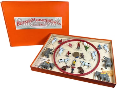 BRITAINS MAMMOUTH CIRCUS SET