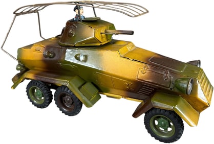 LINEOL 6 WHEEL ARMORED CAR