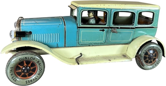 KARL BUB SEDAN W/ ELECTRIC LIGHTS