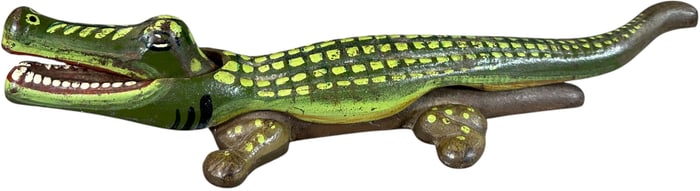 ALLIGATOR CAST IRON NUTCRACKER