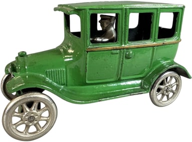ARCADE FORD MODEL T FORDOR SEDAN