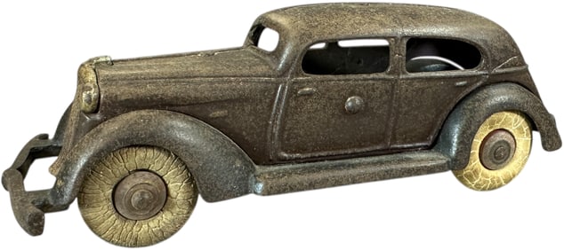 KENTON HUPMOBILE SEDAN