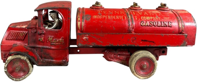 ARCADE PENNSYLVANIA INDY GASOLINE TRUCK