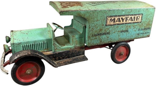 STURDITOY MAYFAIR LAUNDRY TRUCK