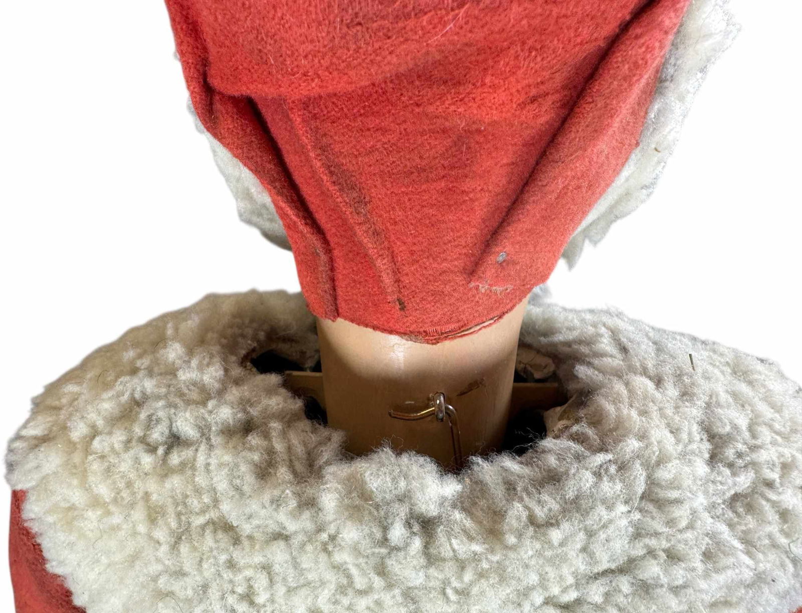 LARGE CLOCKWORK NODDER SANTA FIGURE - 15