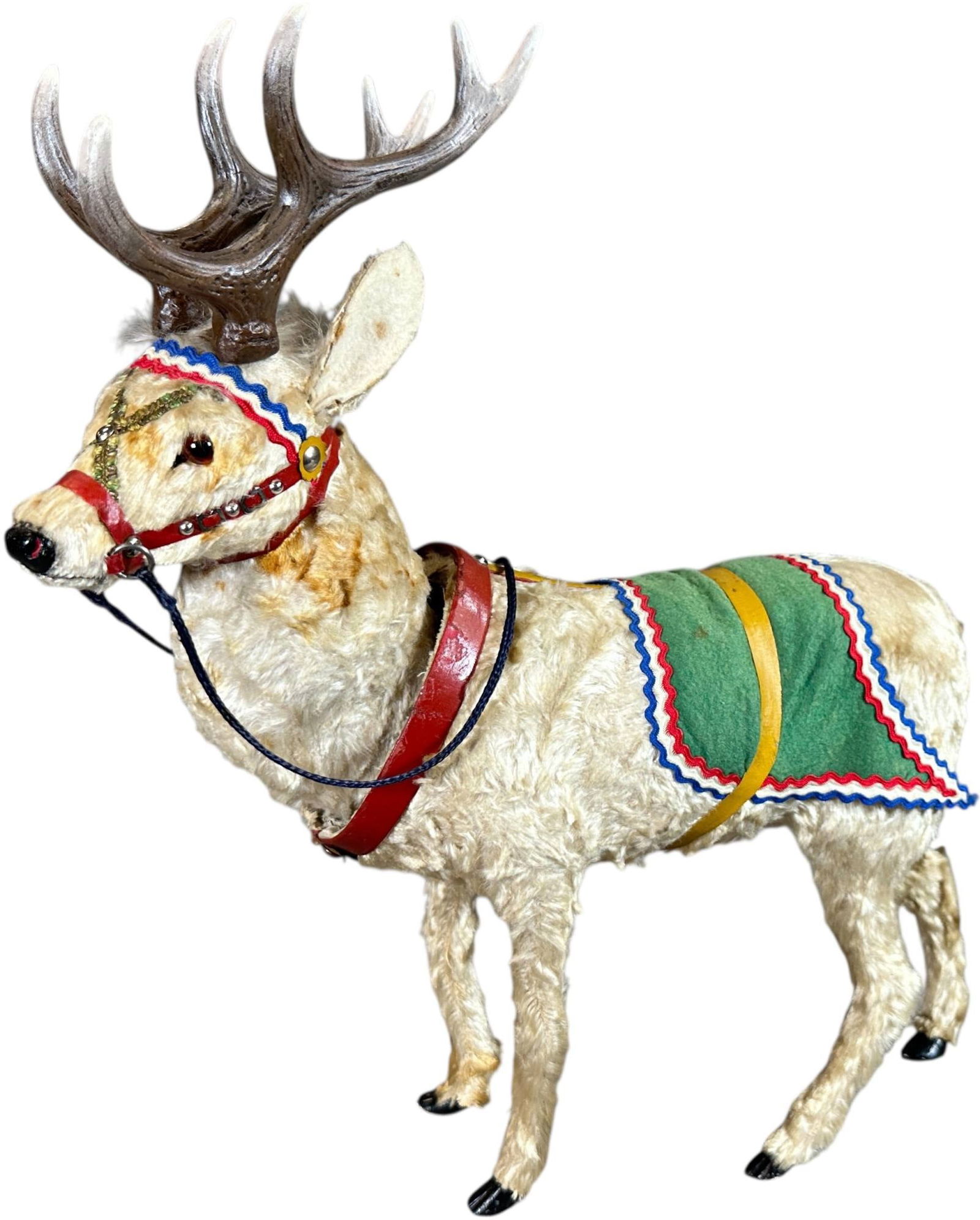 LARGE FAO SCHWARTZ CLOCKWORK DEER: 112. LARGE FAO SCHWARTZ CLOCKWORK DEER | Great condition, working clockwork nodding mechanism. Provenance: Ed & Brenda DeGarbolewski Collection. | 18" h. | (Excellent Condition) | $2,500 - $5,000