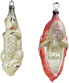 INDIAN IN CANOE W/ LARGE SQUIRREL ORNAMENTS