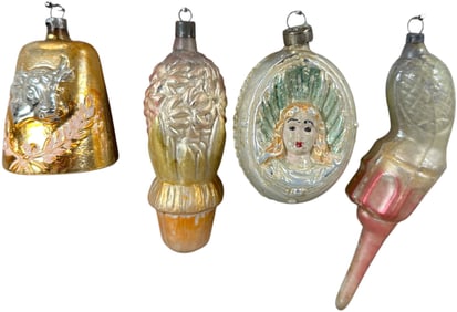 FOUR ASSORTED GLASS ORNAMENTS
