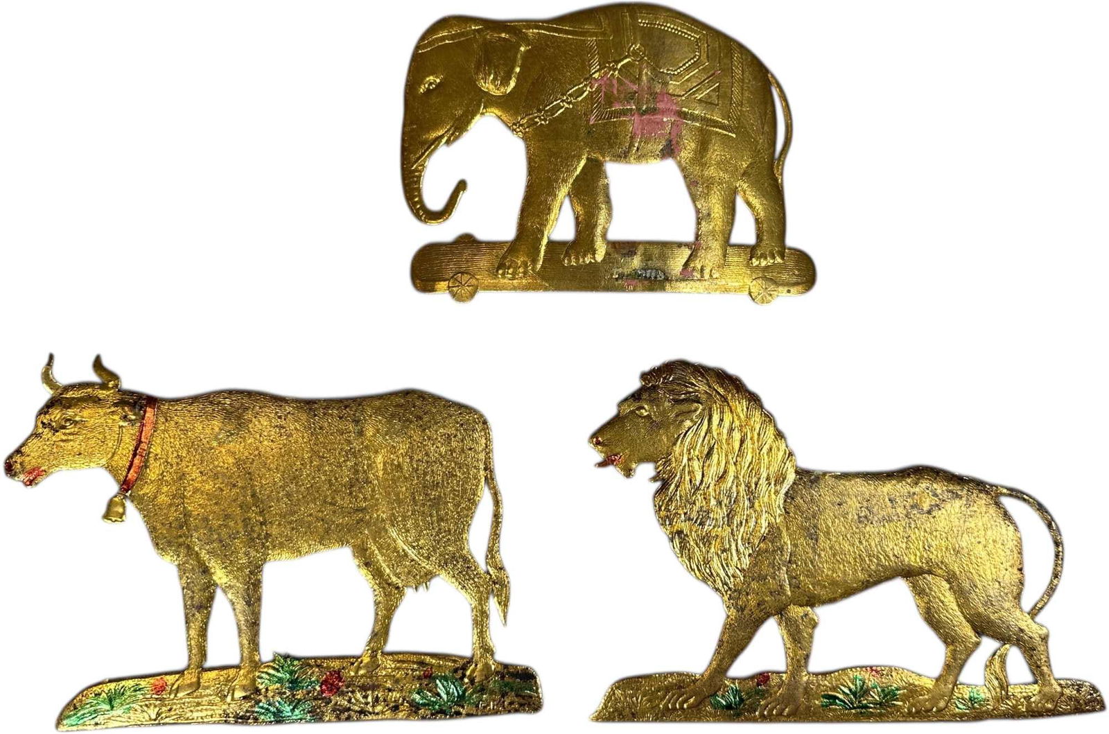 THREE FLAT DRESDEN ANIMAL ORNAMENTS: 1067. THREE FLAT DRESDEN ANIMAL ORNAMENTS | 5.5" h. | (Excellent Condition) | $250 - $500