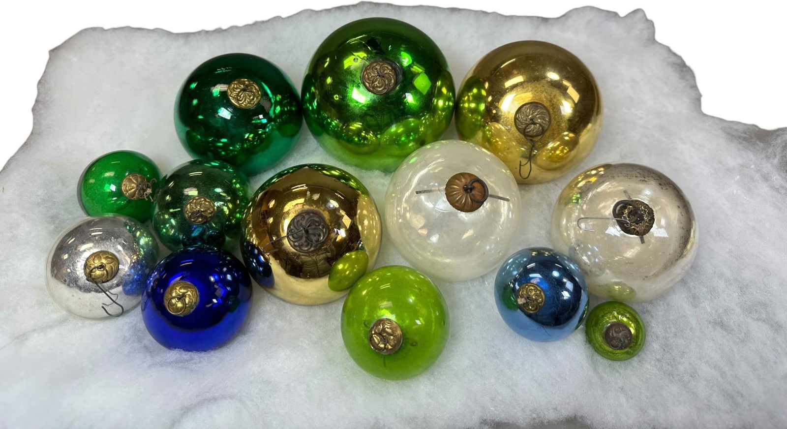 LARGE GROUPING OF KUGELS: 1111. LARGE GROUPING OF KUGELS | Includes a green gum drop shape. | 6" dia. | (Excellent Condition) | $300 - $500