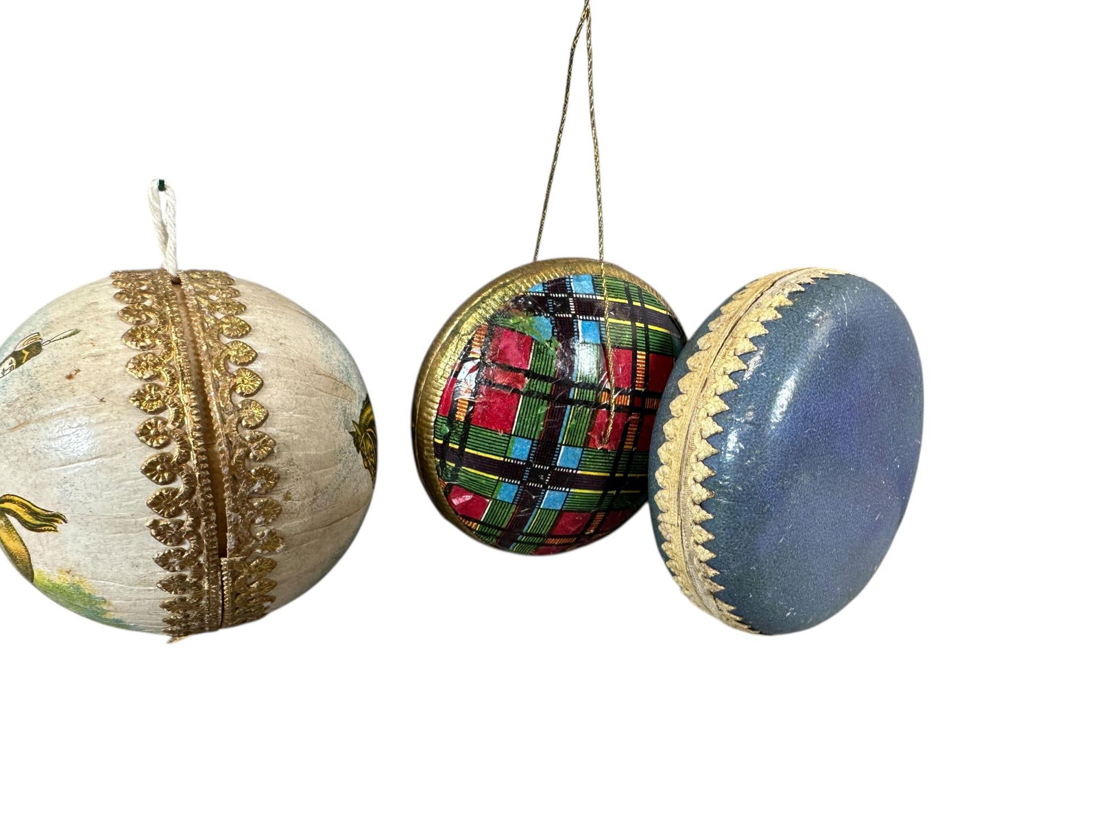 THREE DRESDEN CONTAINERS - 2