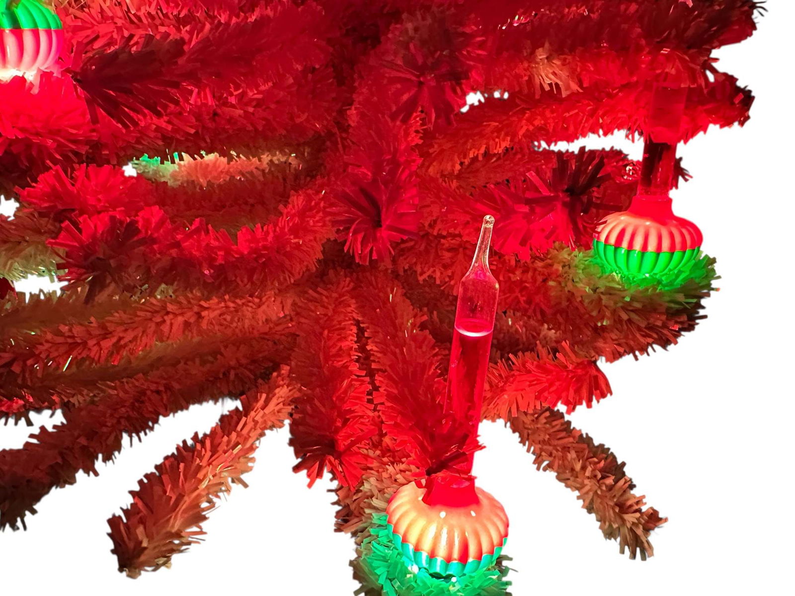 WHITE BUBBLE TREE W/ LIGHTS - 9