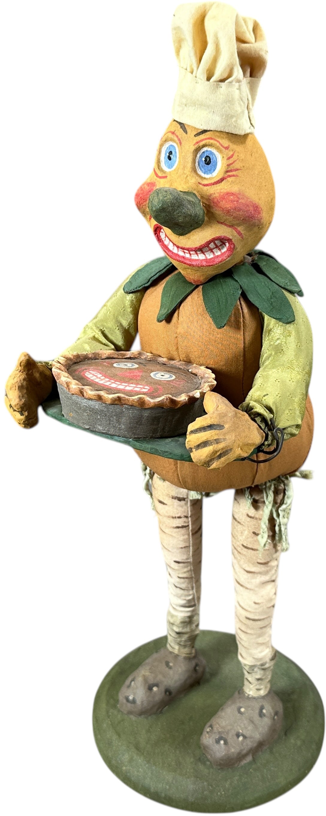 JACK ROADS HALLOWEEN 04 PUMPKIN MAN BAKER: 1186. JACK ROADS HALLOWEEN 04 PUMPKIN MAN BAKER | Large fantasy Halloween piece. Provenance: Linda Morrow Collection | 19" h. | (Excellent to Pristine Condition) | $400 - $800