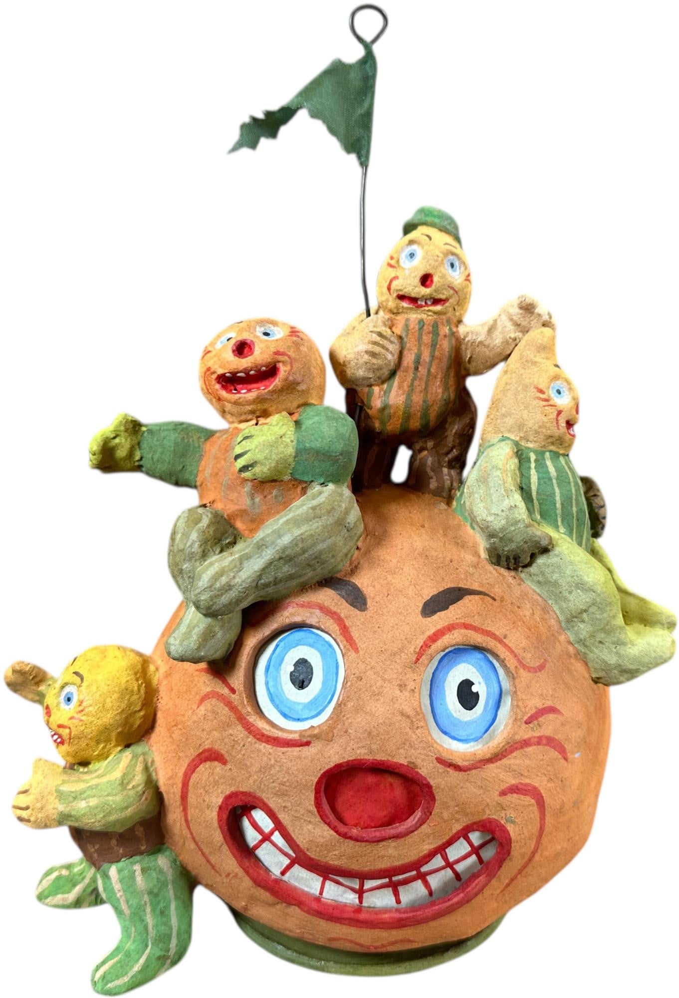 VEGGIES GATHER ROUND THE PUMPKIN CONTAINER (1 of 8)