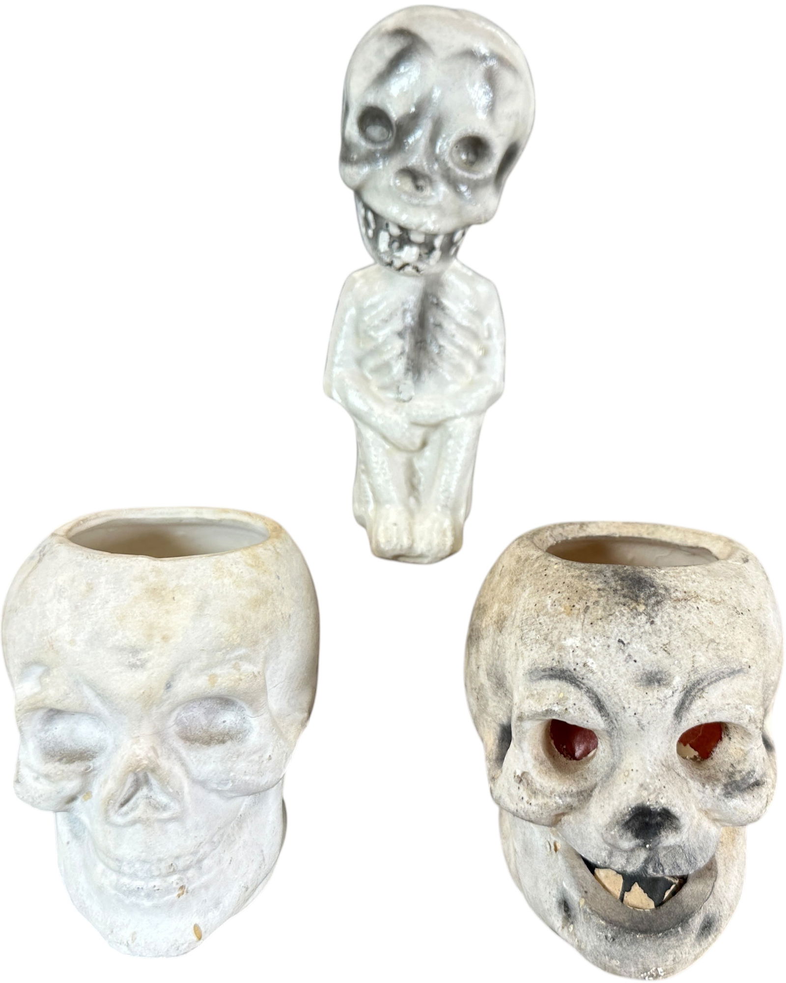 THREE HALLOWEEN SKELETON ITEMS (1 of 6)