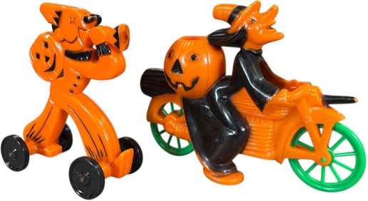 ROSBRO WITCH ON MOTORCYCLE & CLOWN