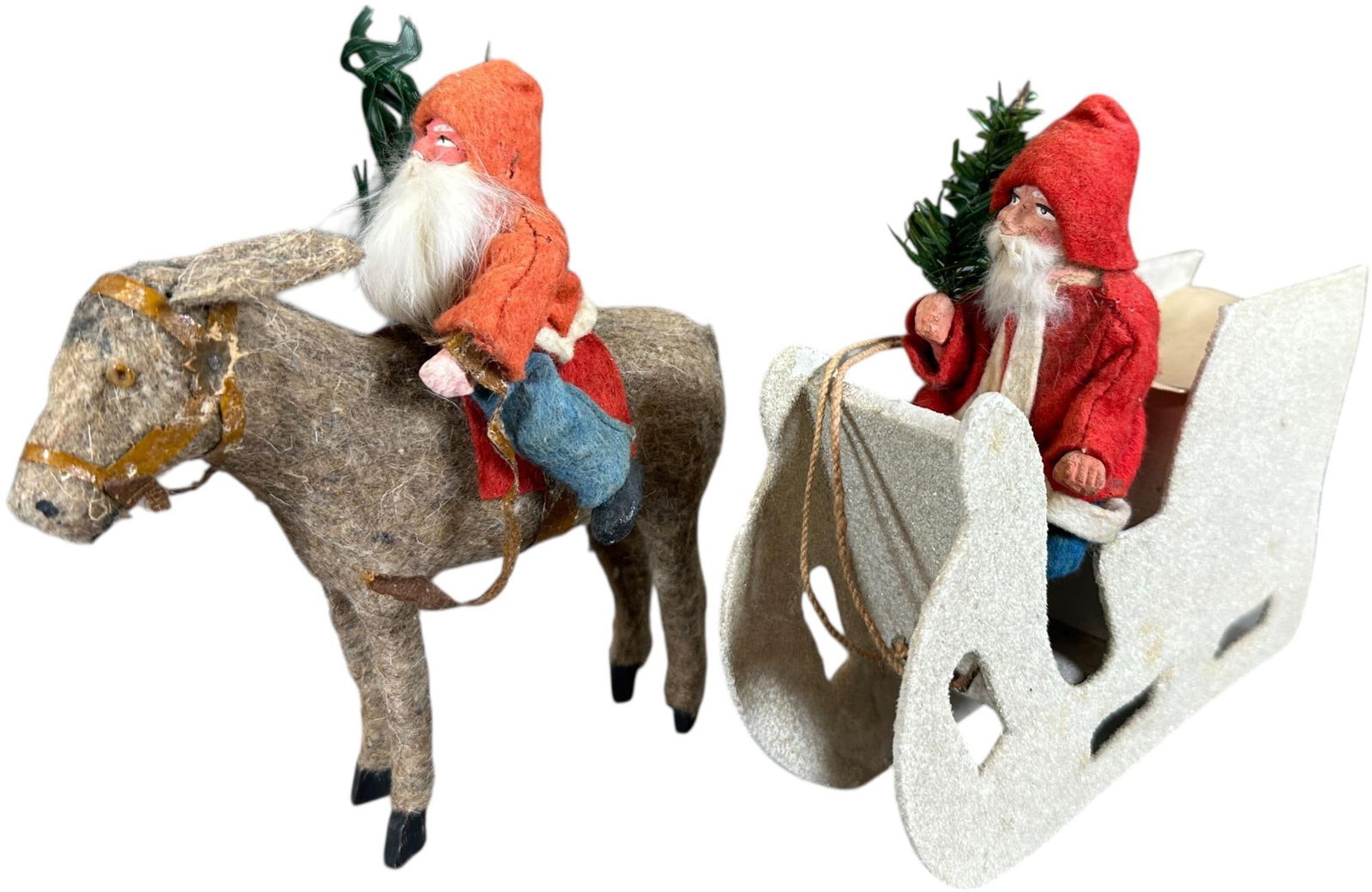 TWO GERMAN SANTA FIGURES: 1271. TWO GERMAN SANTA FIGURES | Provenance: Linda Morrow Collection | 6" h. | (Excellent Condition) | $500 - $900