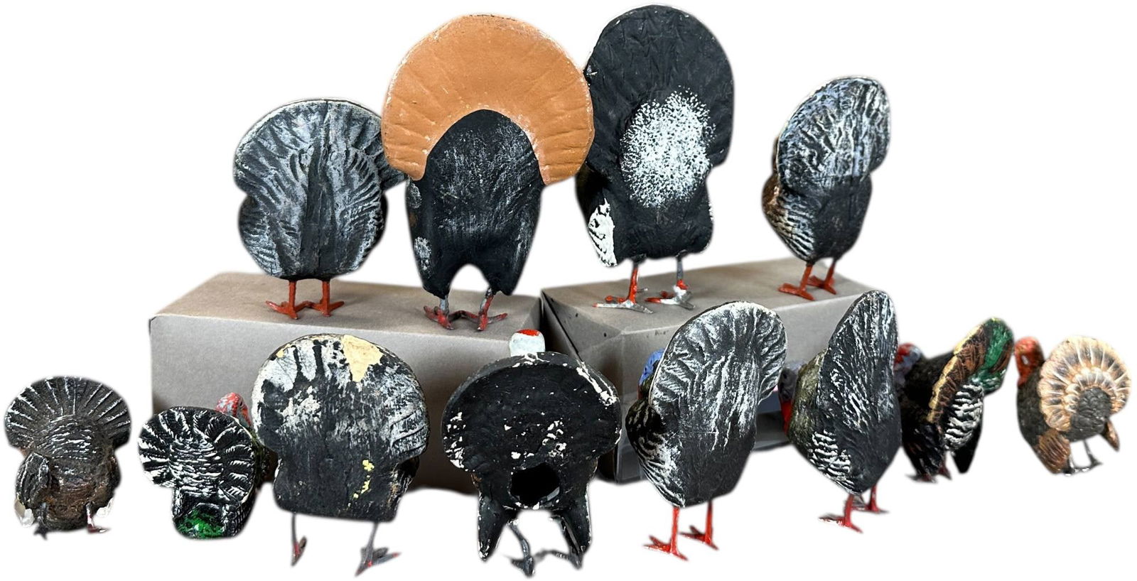 TWELVE SMALL GERMAN COMPOSITION TURKEYS - 5