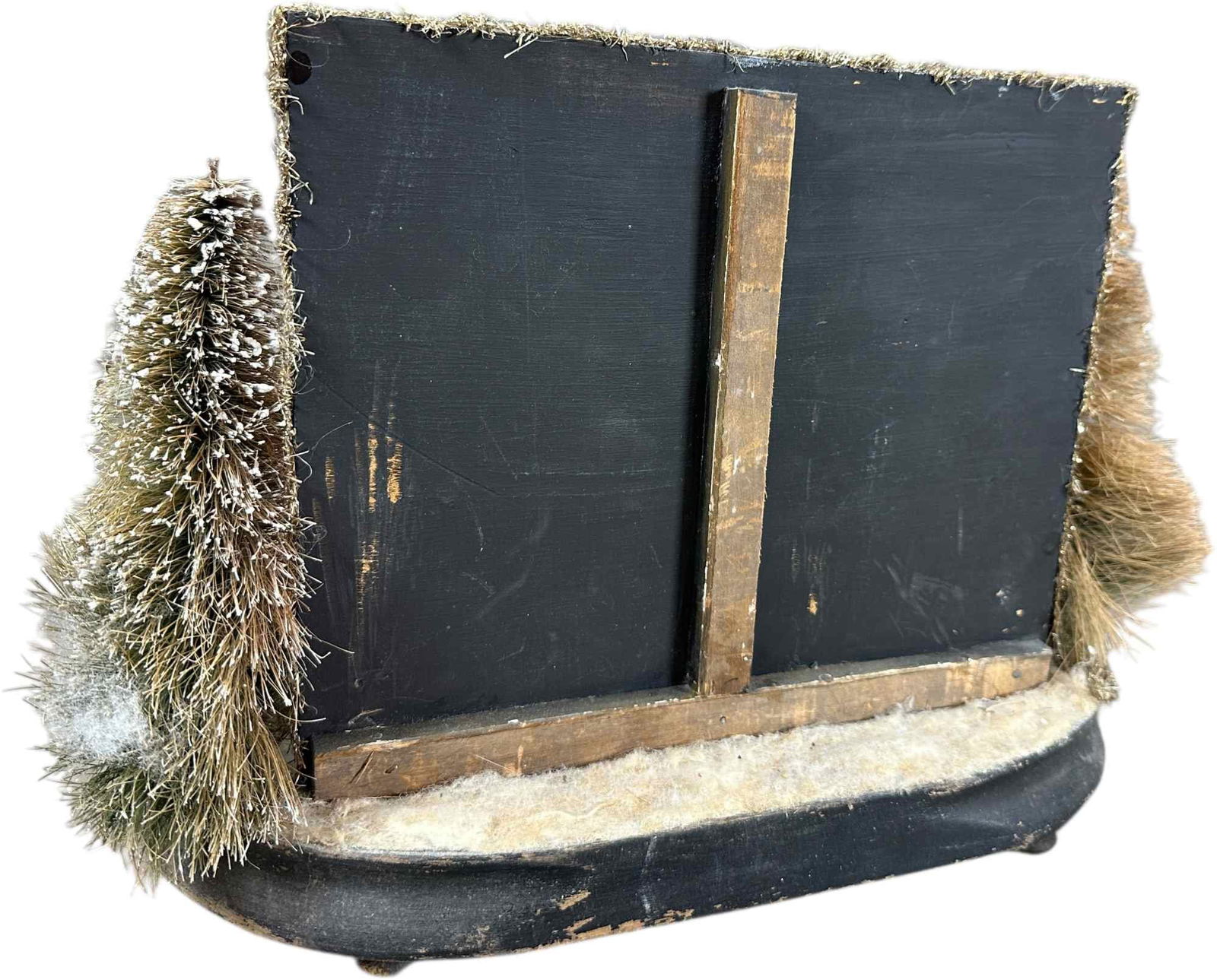 WINTER SLEIGH DIORAMA - 5