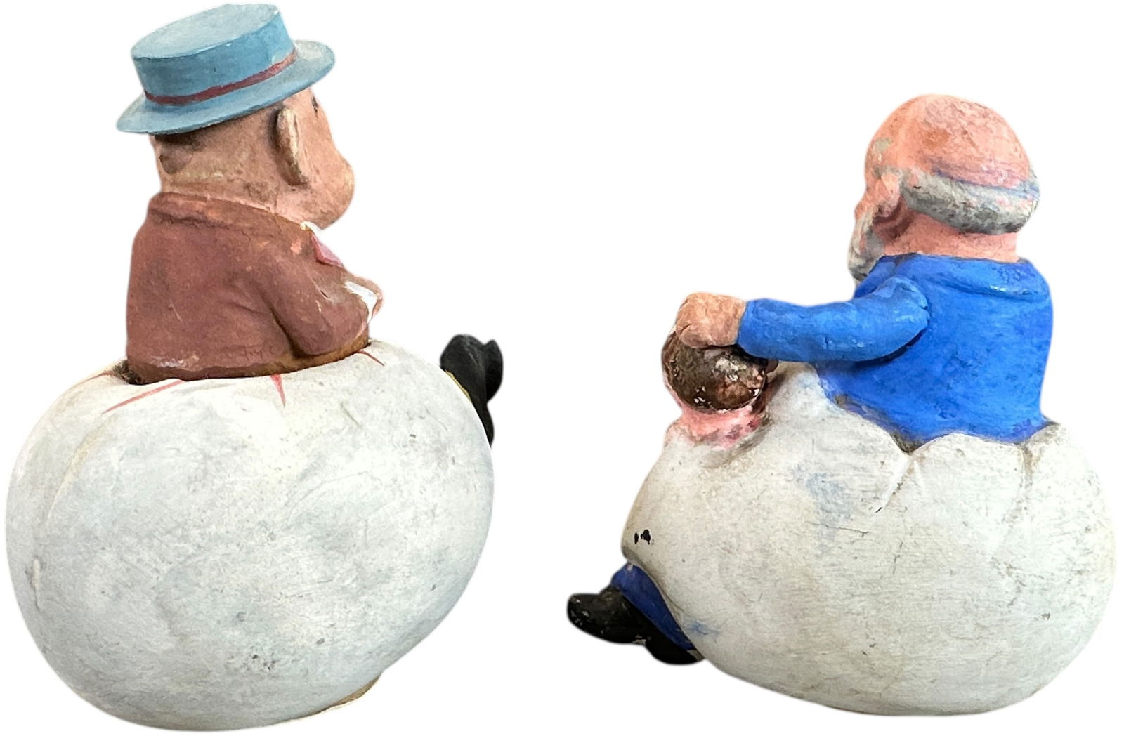 TWO FIGURE IN EGG CANDY CONTAINERS - 3