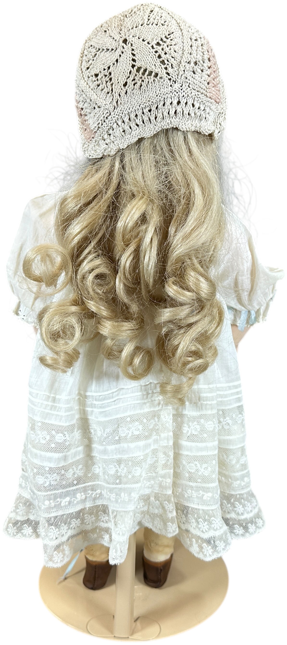 MOST UNUSUAL CLOSED MOUTH GERMAN BEBE - 7