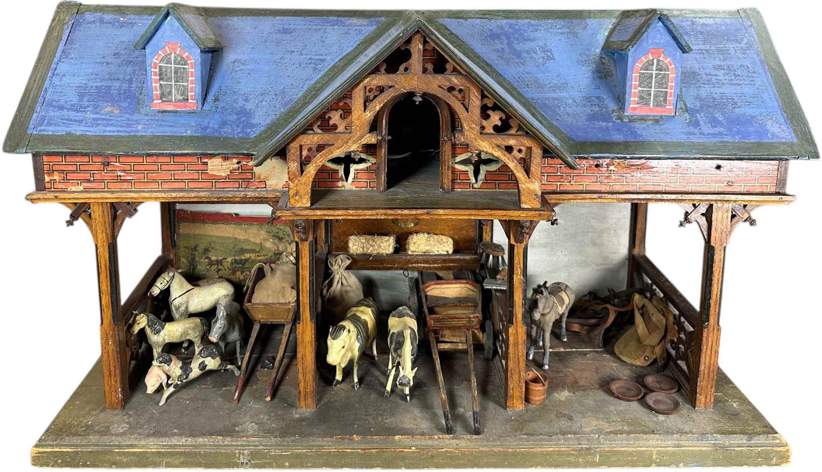 EARLY LARGE THREE STALL STABLE - 2