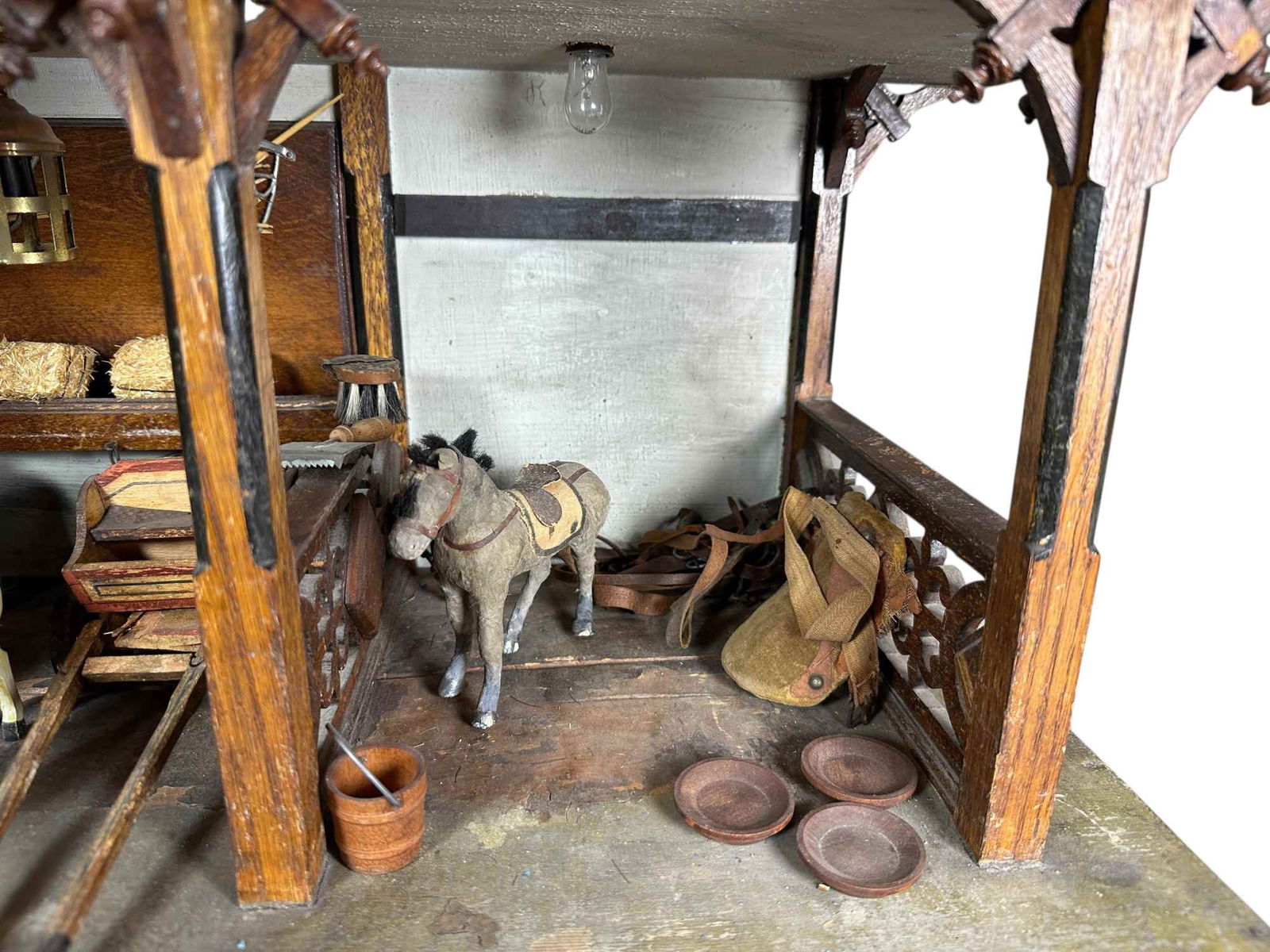 EARLY LARGE THREE STALL STABLE - 5