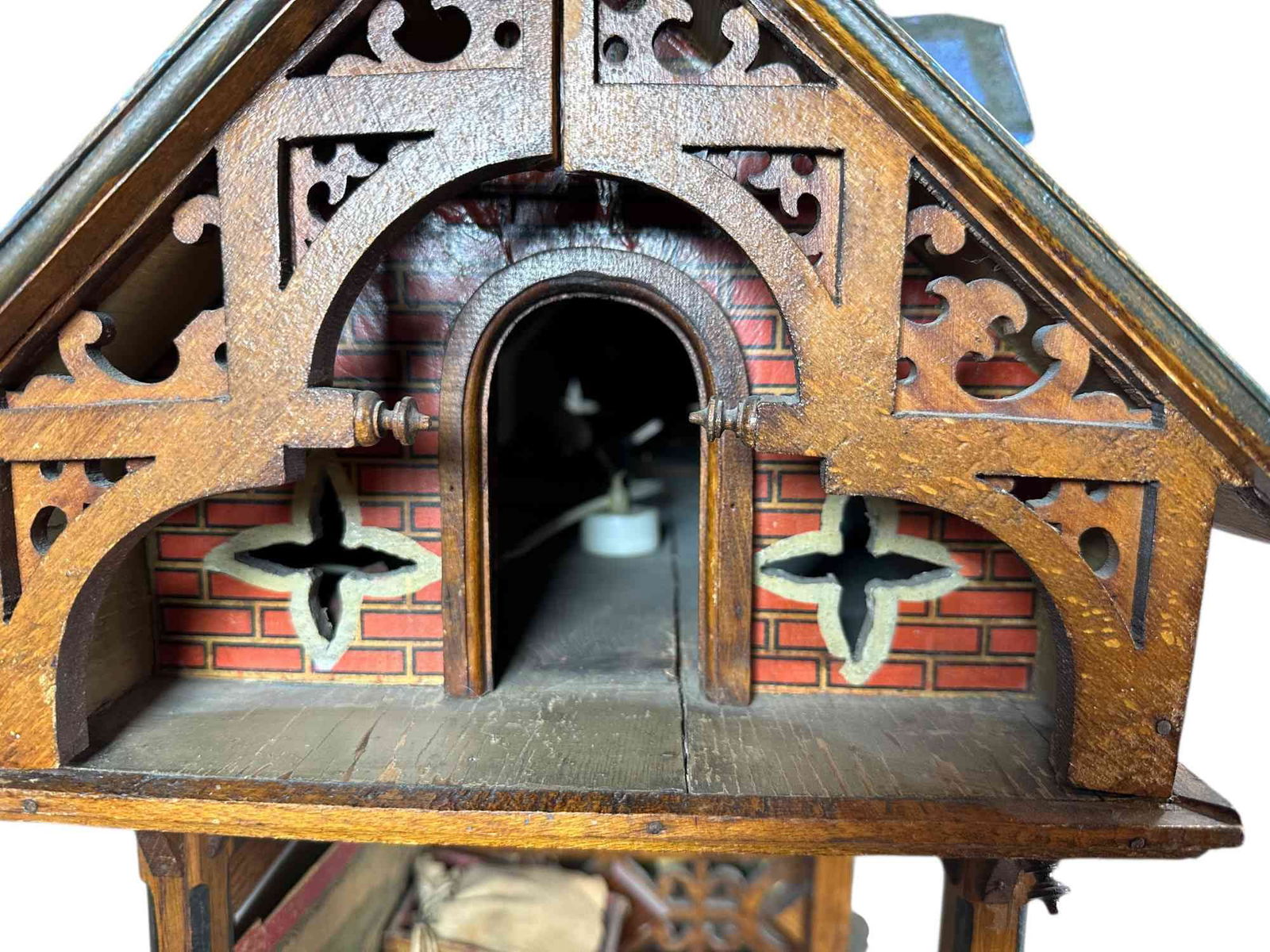 EARLY LARGE THREE STALL STABLE - 8