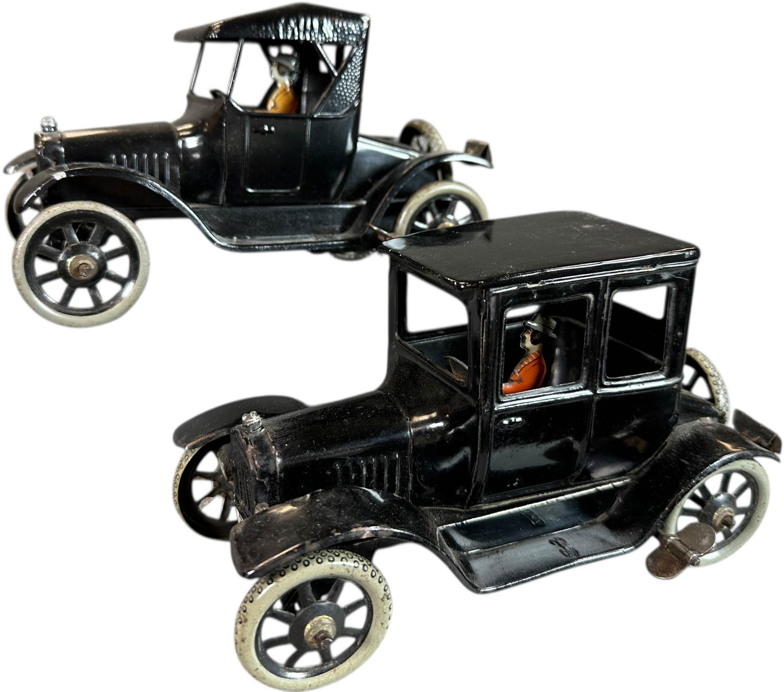TWO BING FORD MODEL T AUTOS (1 of 6)