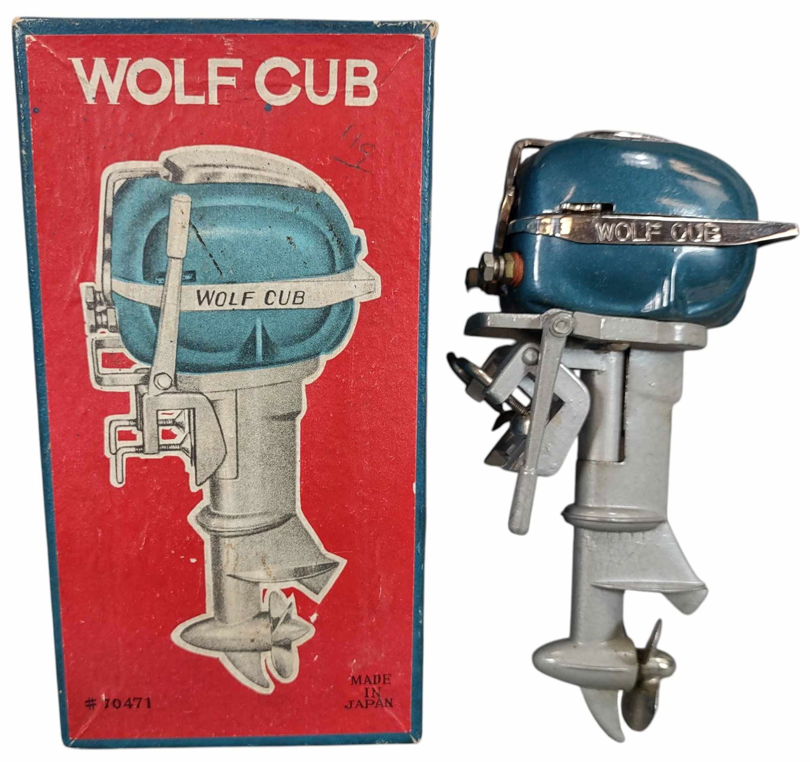 BOXED WOLF CUB OUTBOARD MOTOR (1 of 3)